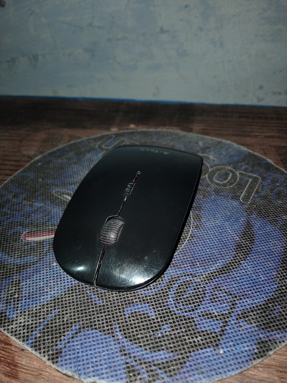 Souris sans fil ergonomique